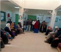 استمرار القوافل المتنقلة لتطعيم المواطنين بلقاح كورونا في قرى المنيا 