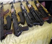 ضبط 80 متهمًا بحوزتهم أسلحة نارية ومخدرات في الجيزة