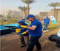 سفير الاتحاد الأوربي يشارك في حملة لتنظيف مياه النيل بالجيزة
