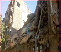 محافظة القاهرة ترفع أنقاض عقار حي الساحل 