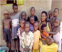 إمرأة خارقة تنجب 44 طفلًا في أوغندا | فيديو