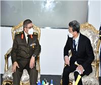 لقاءات ثنائية لقادة الأفرع الرئيسية وكبار قادة القوات المسلحة
