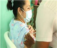 «فرنسا» تلقح عشرات المواطنين ضد كورونا بتطعيمات فاسدة
