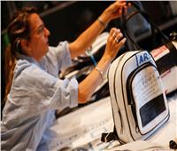 شركة أزياء أرجنتينية تحول أكياس الرمل إلى حقائب يد رائعة