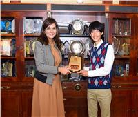 الطفل الفائز بجائزة أفضل مشروع تعليمي باليابان ينضم لمبادرة اتكلم عربي 
