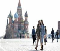 موسكو: الكشف عن 9 حالات «كورونا» لروس قادميين من جنوب إفريقيا