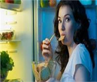دراسة تحذر من تناول الطعام ليلا.. يزيد من خطر الإصابة بمقدمات السكري