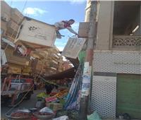 حملات مكثفة لإزالة الإشغالات والإعلانات بمدينة سمالوط بالمنيا