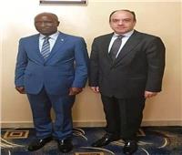 وزير الداخلية والأمن العام البوروندي يلتقي السفير المصري