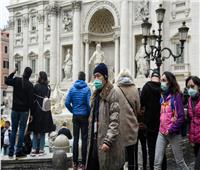 إيطاليا تسجل أكثر من 100 ألف إصابة يومية بفيروس كورونا لأول مرة