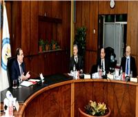 وزير البترول يستعرض توسعات وزيادة الطاقة الإنتاجية لمصفاة تكرير ميدور بالأسكندرية