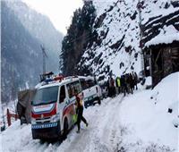 مصرع 16 شخصا على الأقل جراء تساقط الثلوج في باكستان