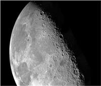 علماء يكشفون حقيقة «مكعب القمر الغامض»