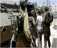 قوات الاحتلال الإسرائيلي يعتقل 10 فلسطينيين في الضفة الغربية