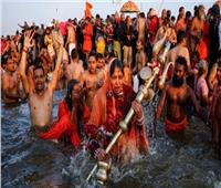 رغم انتشار كورونا بالهند.. تجمع آلاف الهندوس في مهرجان ديني