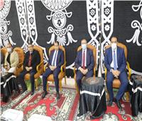 محافظ المنوفية يتلقي واجب العزاء في شهداء معدية القطا | صور