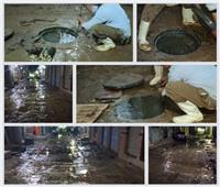 صيانة خطوط الصرف الصحي بشوارع بشتيل بـ«أوسيم»