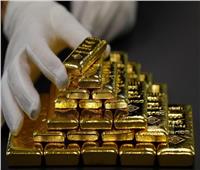 الذهب يصعد خلال الأسبوع بنحو 1% مع تعزيز التضخم للمعدن النفيس