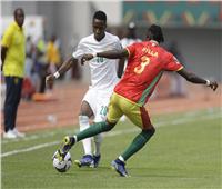 تشكيل غينيا وجامبيا في مباراة دور الـ16 من أمم إفريقيا