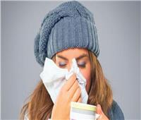 استشاري مناعة يكشف نصائح لتجنب الإصابة بنزلات البرد 