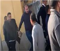 اليوم الحكم علي محاميي كريم الهواري المتهمين بانتحال صفة قضائية