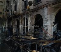 حريق 18 باكية محلات في حريق أمام مسجد الحسين
