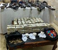 اقتحام 3 أوكار لتجارة المخدرات وضبط 3 متهمين بـ«هيروين وأسلحة آلية»