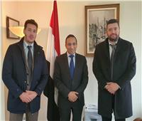 السفير المصري في ألبانيا يستقبل المشاركين في "تنمية المهارات الدبلوماسية"