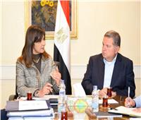 وزيرة الهجرة: «مصر تستطيع بالصناعة» حريص على تدعيم خطط وتوجهات الدولة المصرية