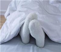 ارتداء الجوارب أثناء النوم في الشتاء يؤدى لكوارث صحية