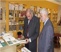 المحرصاوي يتفقد جناح الأزهر الشريف بمعرض القاهرة الدولي للكتاب