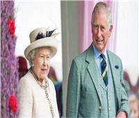 صحيفة بريطانية: الملكة إليزابيث التقت الأمير تشارلز قبل إصابته بكورونا