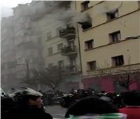 نشوب حريق بفندق ببرشلونة يجعل نزلائه يلقون بأنفسهم من النوافذ | فيديو