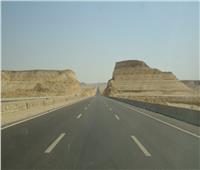 غلق الطريق الصحراوي الشرقي القديم من الشيخ فضل حتى بني سويف بسبب السيول 