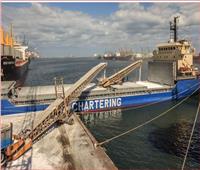   حركة الصادرات والواردات والحاويات والبضائع بميناء دمياط البحري