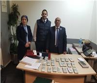 جمارك مطار القاهرة تضبط محاولتي تهريب كمية من النقد الأجنبي| صور