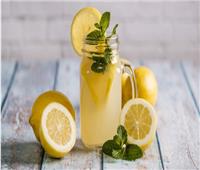 نصائح صحية.. 6 طرق يساعد بها عصير الليمون على تعزيز صحتنا