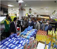 محافظ المنيا يتابع توافر السلع بالأسواق والمجمعات الغذائية