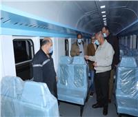 وزير النقل يتفقد ورش كوم أبو راضي المتخصصة في عمرات عربات القطارات