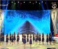 الرئيس السيسي يشهد فقرات فنية لكورال الأوبرا في حفل تكريم المرأة المصرية