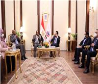 وزير الصحة ونظيره السوداني يبحثان تعزيز سبل التعاون بين البلدين