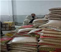 ضبط مواد غذائية مجهولة المصدر بأحد المخازن في غرب الإسكندرية