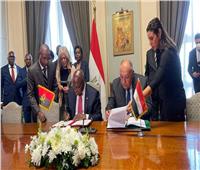 مصر وانجولا يتفقان على الإعفاء من التأشيرات المتبادلة للجوازات الرسمية