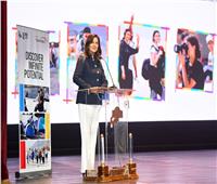 وزيرة الهجرة تشارك في حفل حصول 300 طالب مصري على جائزة «دوق إدنبرة»