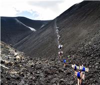 بركان «سيرو نيجرو».. التزلج بالبراكين أخطر رياضة في العالم