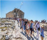 مع بداية موسم السياحة الصيفية .. اليونان ترفع قيود فيروس كورونا 