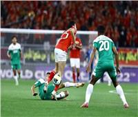 كاف يقرر تعديل موعد مباراة الإياب بين الأهلي والرجاء المغربي