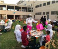 «الحماية المُجتمعية» ينظم حفل إفطار للنزيلات ويوزع ملابس العيد على أطفالهن