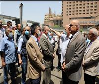 محافظ القاهرة يتفقد موقف عبد المنعم رياض للتأكد من تعريفة الركوب