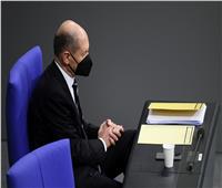 دعوات في البرلمان الألماني بطرد سفير أوكرانيا بعد وصفه شولتس بـ"قطعة نقانق"